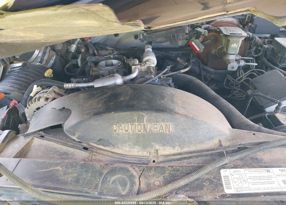 1999 GMC SUBURBAN 1500 SL VIN: 1GDFK16R0XJ728255