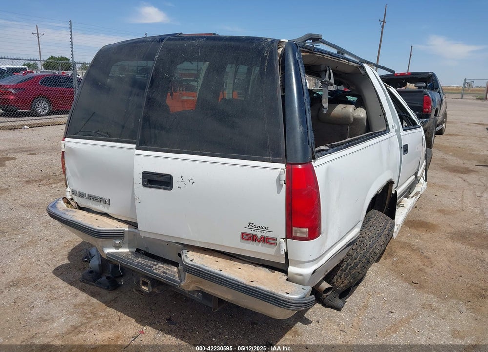 1999 GMC SUBURBAN 1500 SL VIN: 1GDFK16R0XJ728255