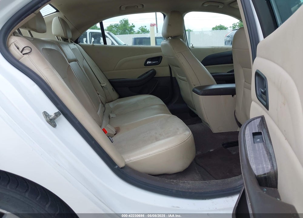 2014 CHEVROLET MALIBU VIN: 1G11E5SL8EF246155