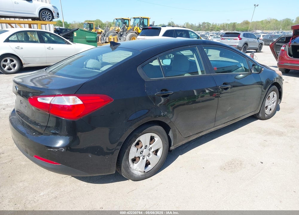 2015 KIA FORTE LX VIN: KNAFX4A61F5389207