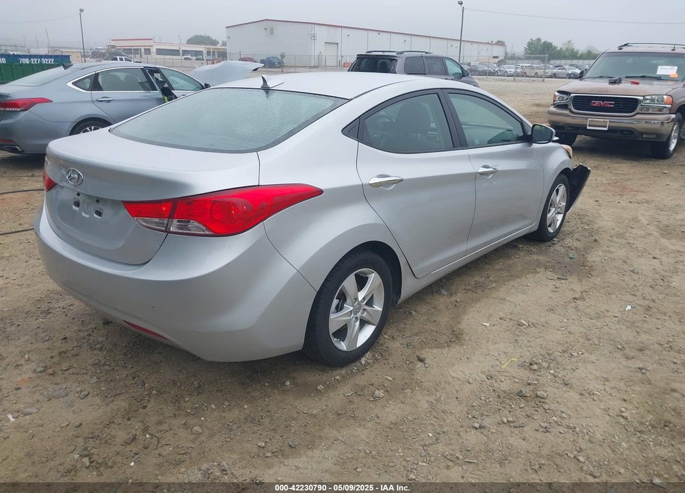 2013 HYUNDAI ELANTRA GLS VIN: 5NPDH4AE2DH269394