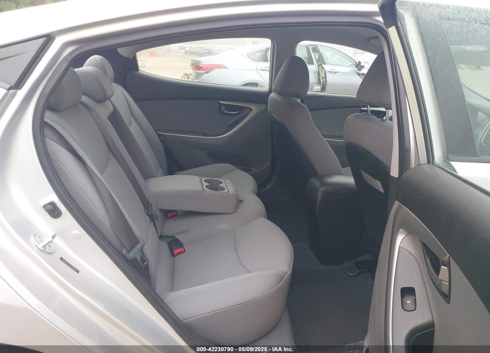 2013 HYUNDAI ELANTRA GLS VIN: 5NPDH4AE2DH269394