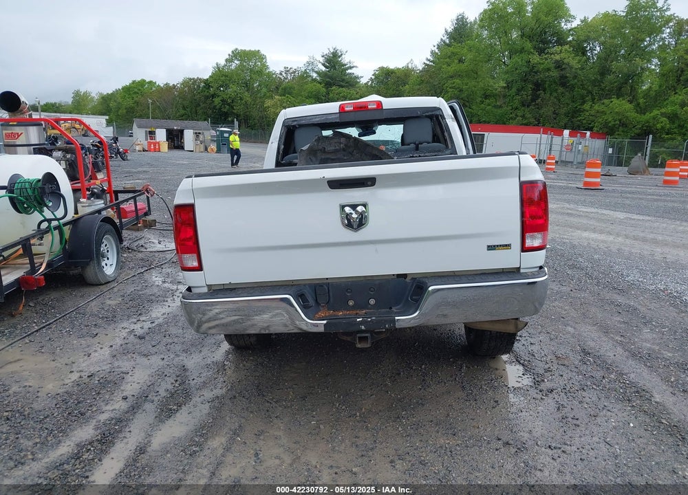 2017 RAM 1500 VIN: 1C6RR7GG9HS736595