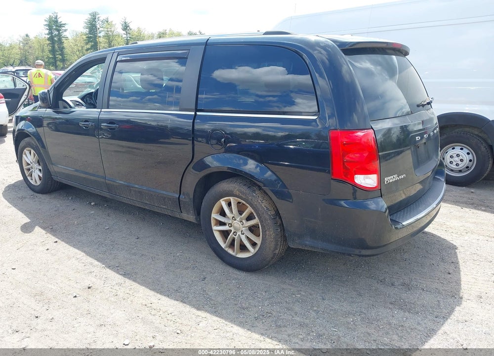 2018 DODGE GRAND CARAVAN SXT VIN: 2C4RDGCG1JR324739