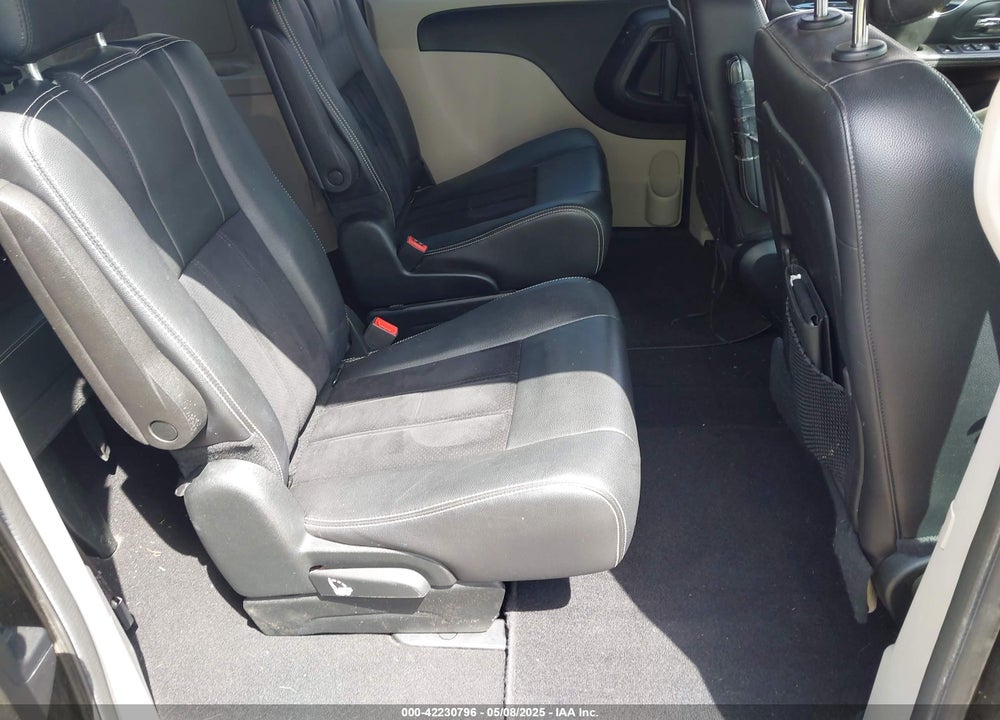2018 DODGE GRAND CARAVAN SXT VIN: 2C4RDGCG1JR324739
