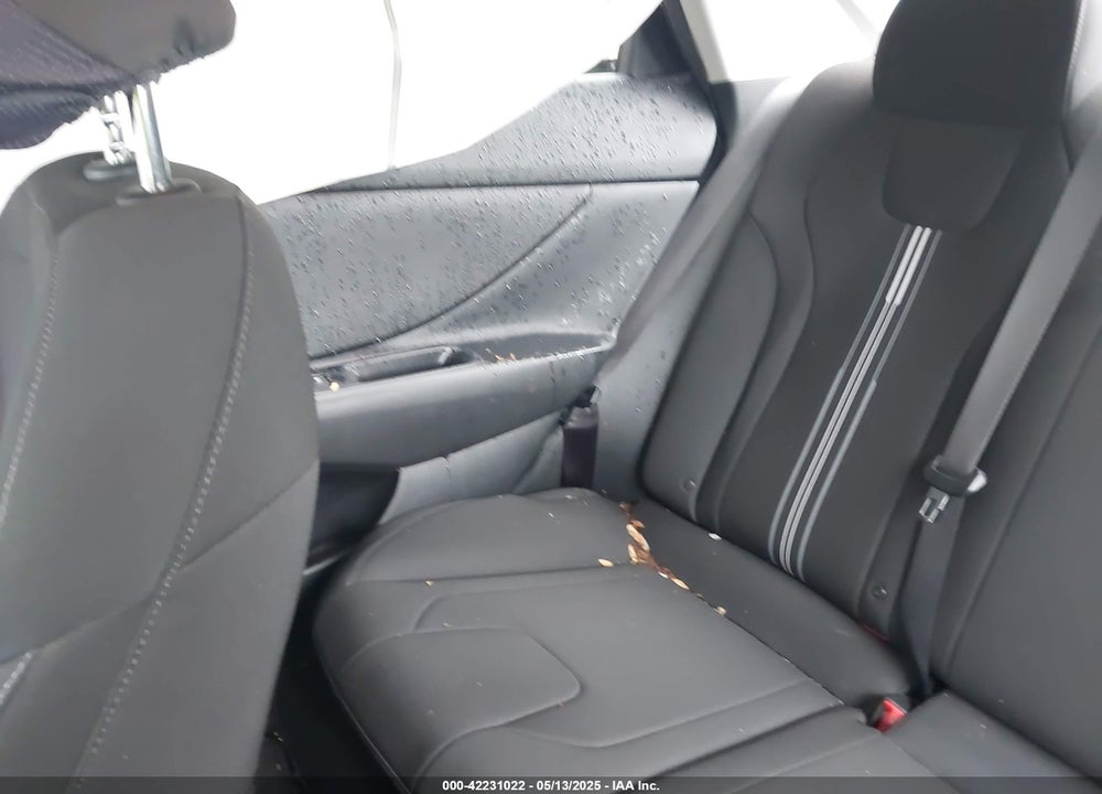 2021 HYUNDAI ELANTRA VIN: KMHLM4AG8MU210358