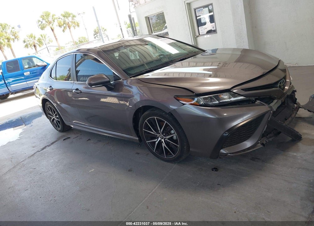 2022 TOYOTA CAMRY SE VIN: 4T1T11AK9NU640414