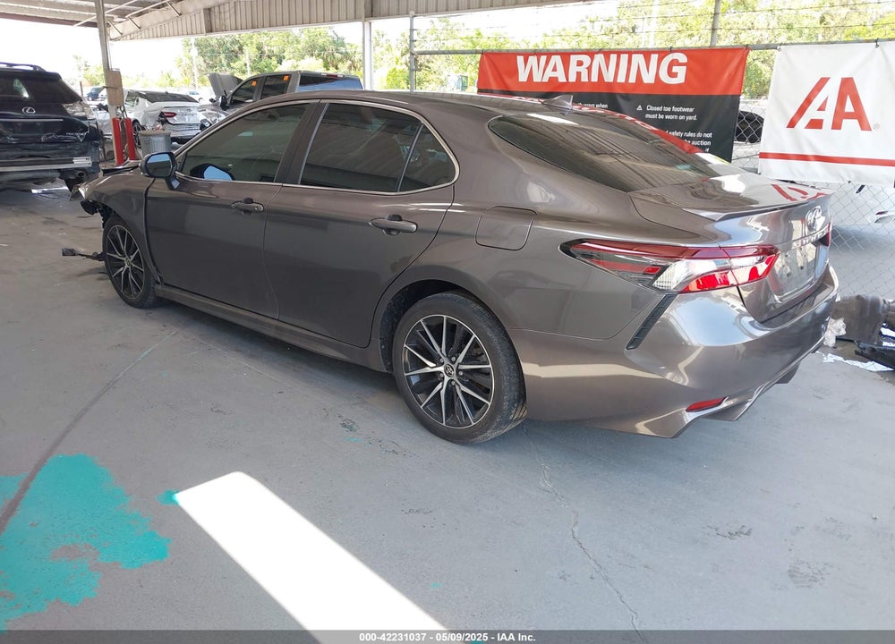 2022 TOYOTA CAMRY SE VIN: 4T1T11AK9NU640414