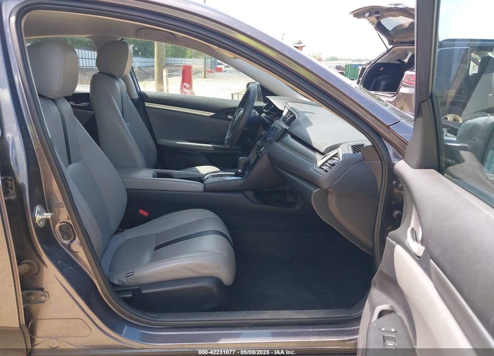 2016 HONDA CIVIC LX VIN: 19XFC2F5XGE030625