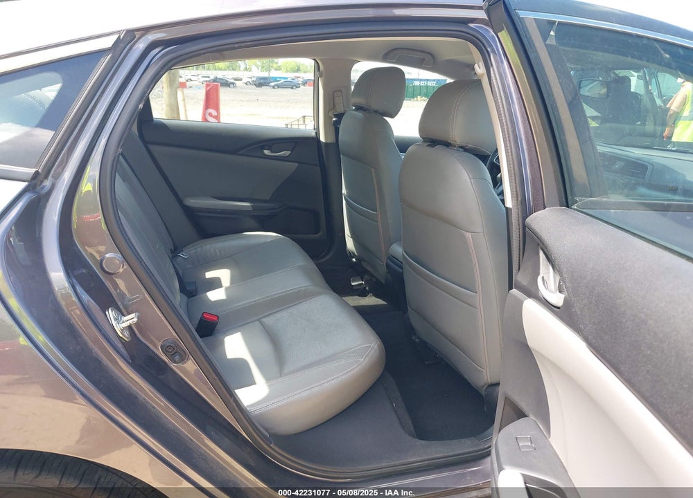 2016 HONDA CIVIC LX VIN: 19XFC2F5XGE030625