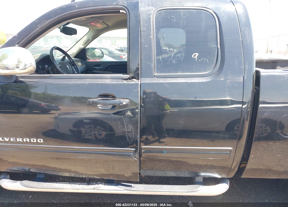2009 CHEVROLET SILVERADO 1500 LTZ VIN: 1GCEK39019Z158912