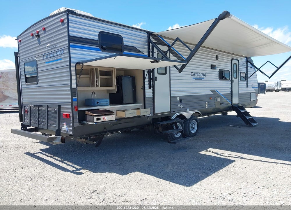 2022 COACHMEN R CATALINA L VIN: 5ZT2CAXB0NX023577
