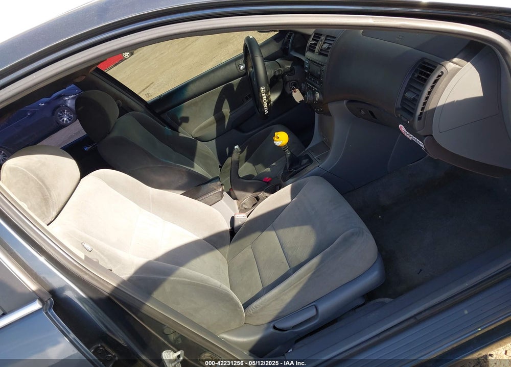 2005 HONDA ACCORD 2.4 EX VIN: 1HGCM55735A117613