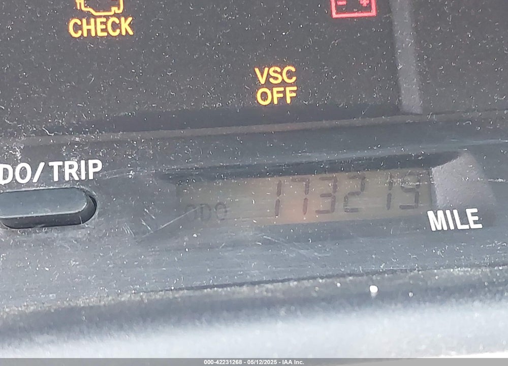 2000 TOYOTA AVALON VIN: 4T1BF28BXYU104231