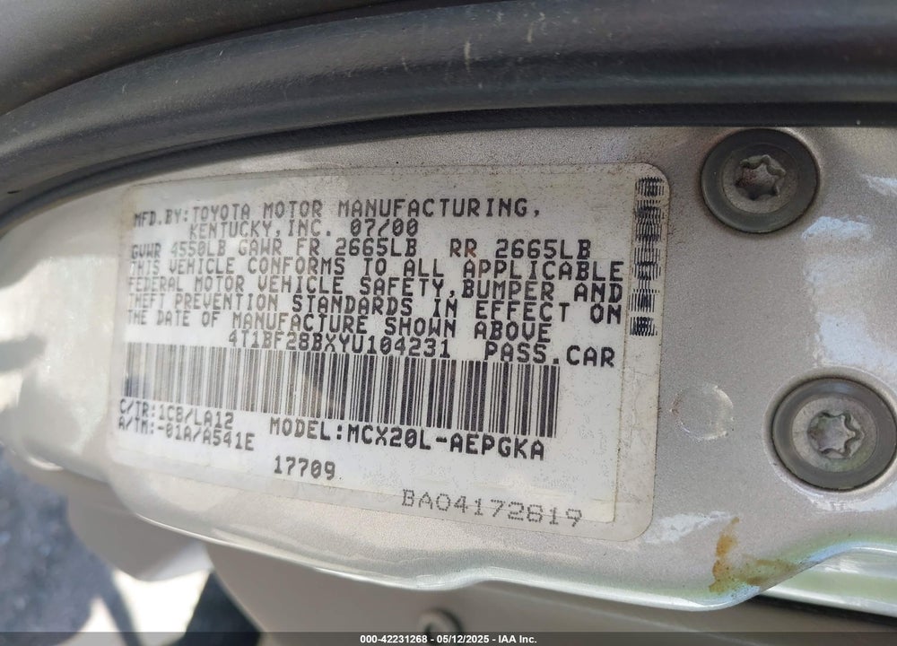 2000 TOYOTA AVALON VIN: 4T1BF28BXYU104231
