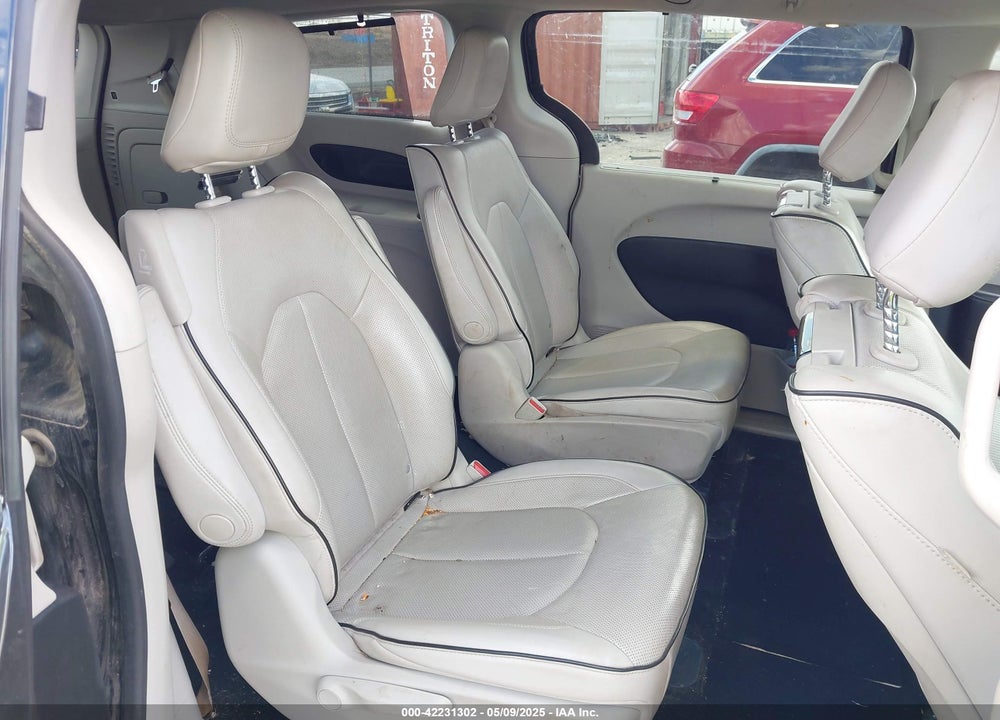 2021 CHRYSLER PACIFICA HYBRID LIMITED VIN: 2C4RC1S70MR510696