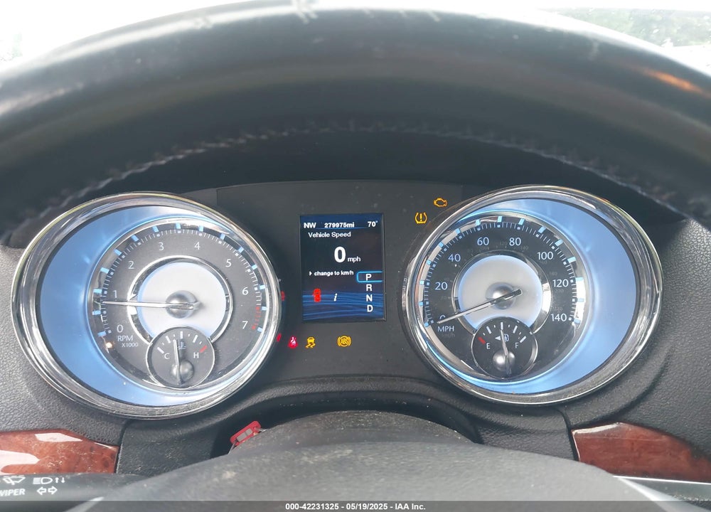 2012 CHRYSLER 300 VIN: 2C3CCAAG5CH116529