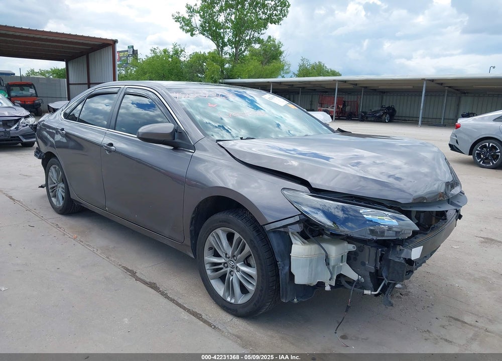 2015 TOYOTA CAMRY SE VIN: 4T1BF1FK8FU114881