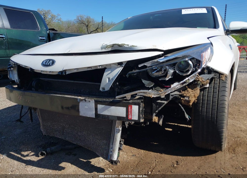 2016 KIA OPTIMA EX VIN: 5XXGU4L31GG053573