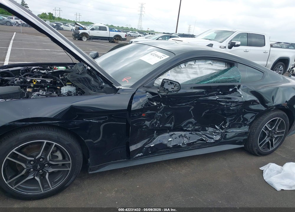 2021 FORD MUSTANG VIN: 1FA6P8TH9M5137636