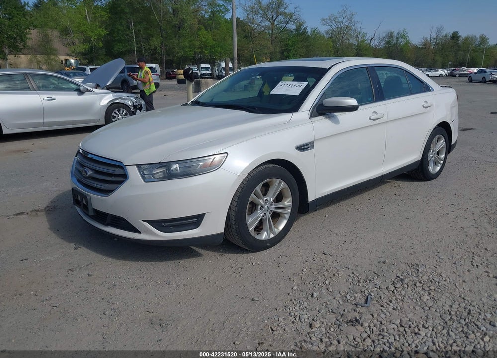 2014 FORD TAURUS VIN: 1FAHP2E82EG116510