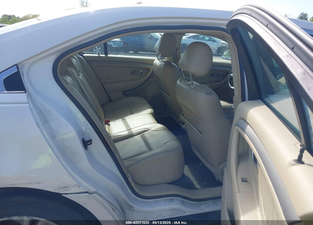 2014 FORD TAURUS VIN: 1FAHP2E82EG116510