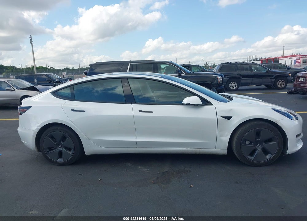 2022 TESLA MODEL 3 REAR-WHEEL DRIVE VIN: 5YJ3E1EA2NF332648