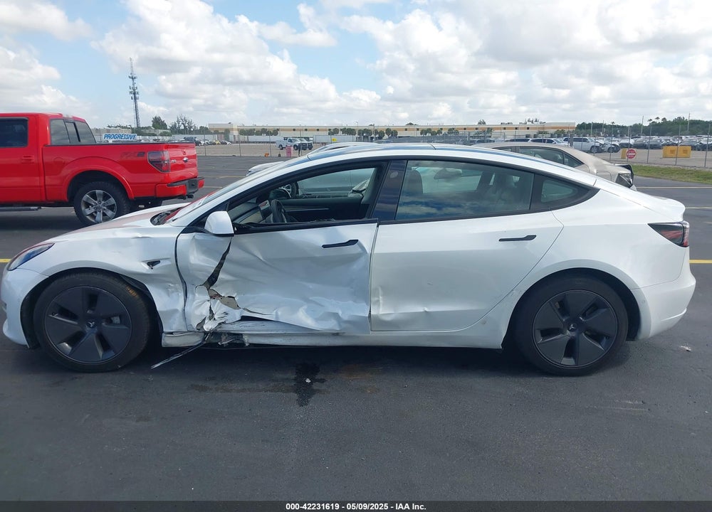 2022 TESLA MODEL 3 REAR-WHEEL DRIVE VIN: 5YJ3E1EA2NF332648
