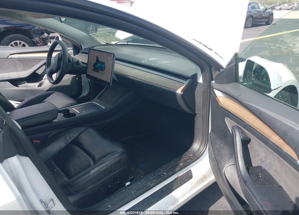 2022 TESLA MODEL 3 REAR-WHEEL DRIVE VIN: 5YJ3E1EA2NF332648