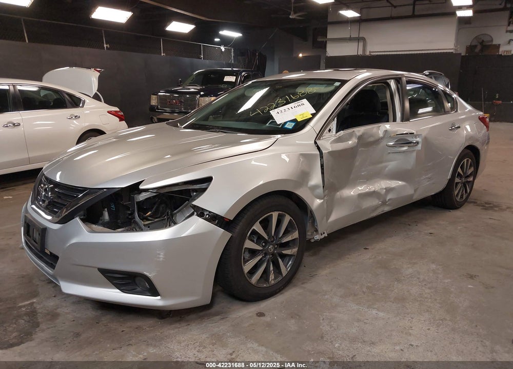 2017 NISSAN ALTIMA VIN: 1N4AL3APXHC228371