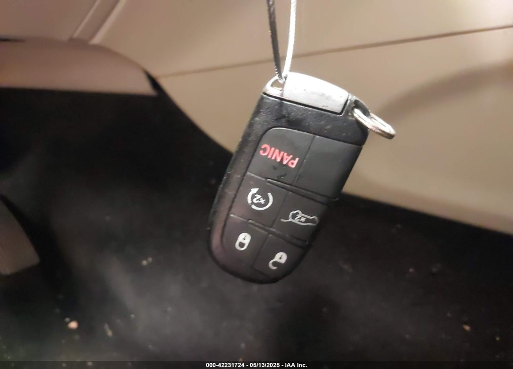 2014 JEEP GRAND CHEROKEE LAREDO VIN: 1C4RJEAG1EC307518