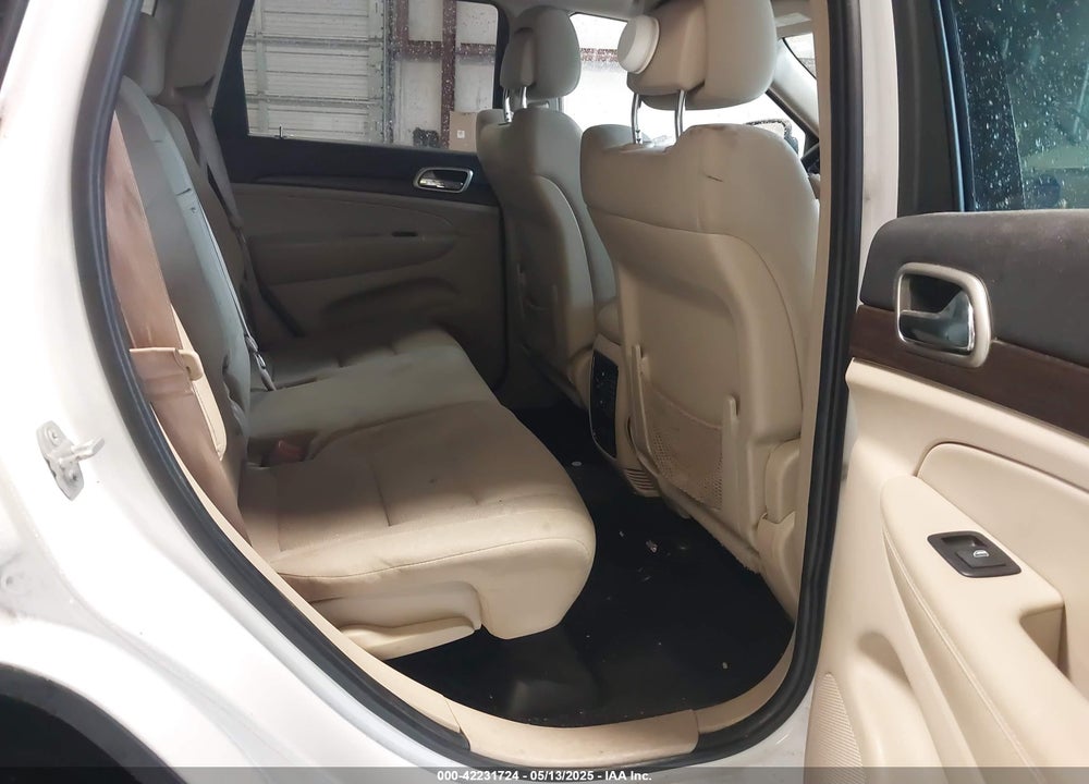 2014 JEEP GRAND CHEROKEE LAREDO VIN: 1C4RJEAG1EC307518