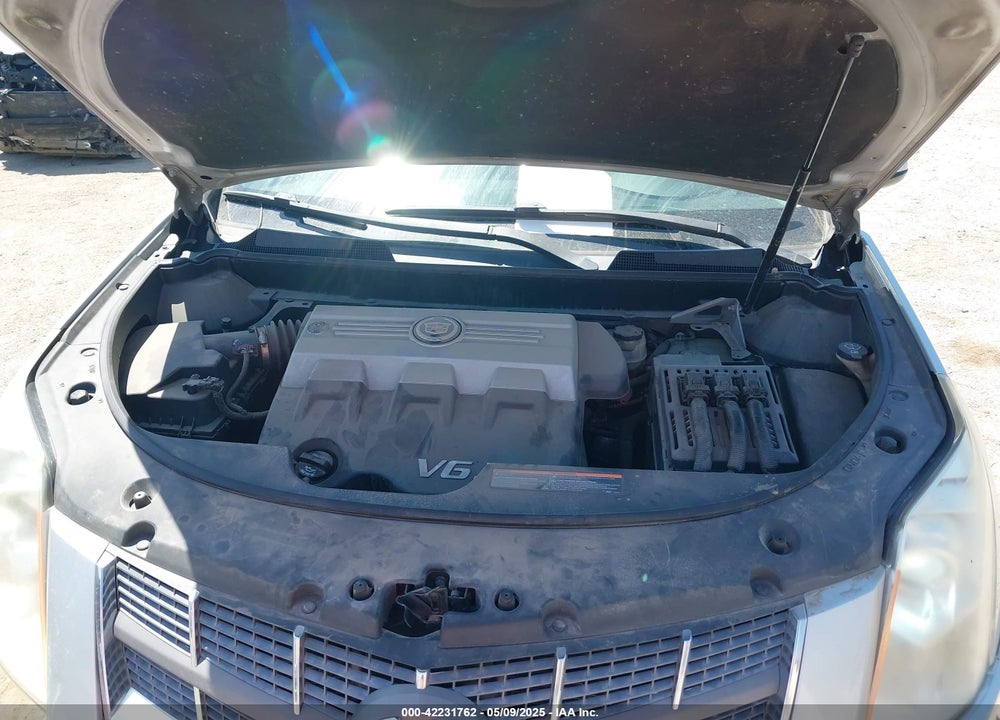 2010 CADILLAC SRX LUXURY COLLECTION VIN: 3GYFNAEY3AS520651