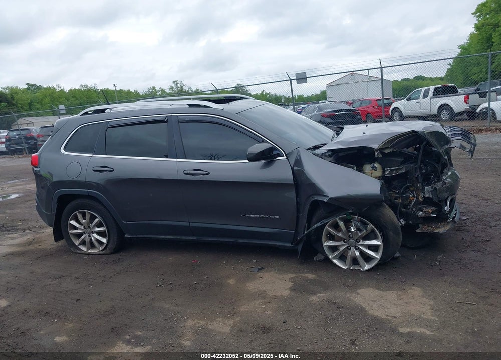 2017 JEEP CHEROKEE VIN: 1C4PJMDS8HW501709