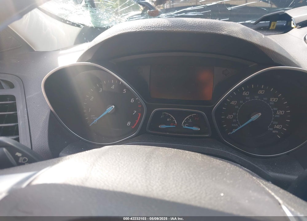 2016 FORD ESCAPE VIN: 1FMCU0F72GUB40412