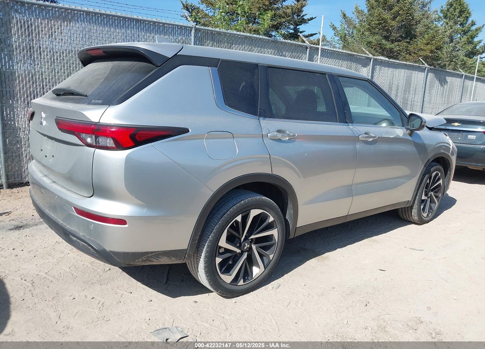 2022 MITSUBISHI OUTLANDER ES 2.5 S-AWC VIN: JA4J4TA88NZ032612