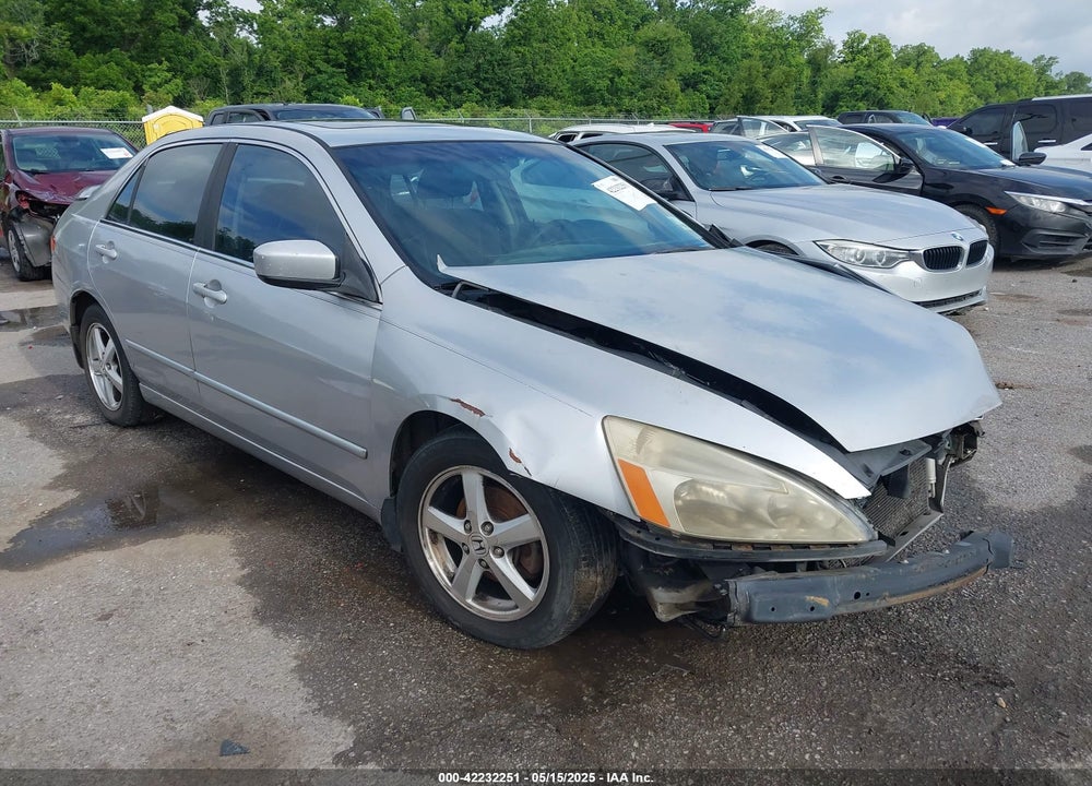 2003 HONDA ACCORD 2.4 EX VIN: JHMCM56663C013038