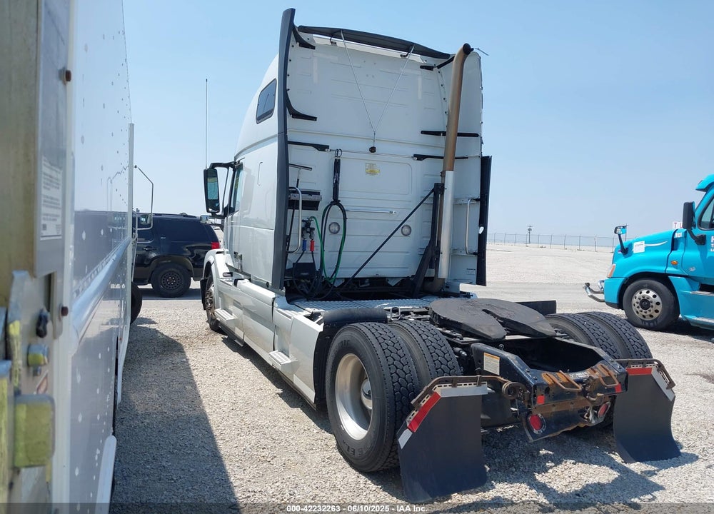 2017 VOLVO VNL VIN: 4V4N19EH3HN987055