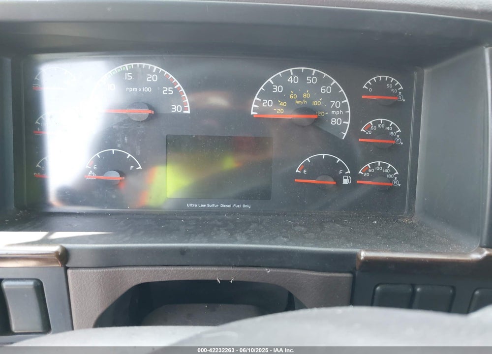 2017 VOLVO VNL VIN: 4V4N19EH3HN987055