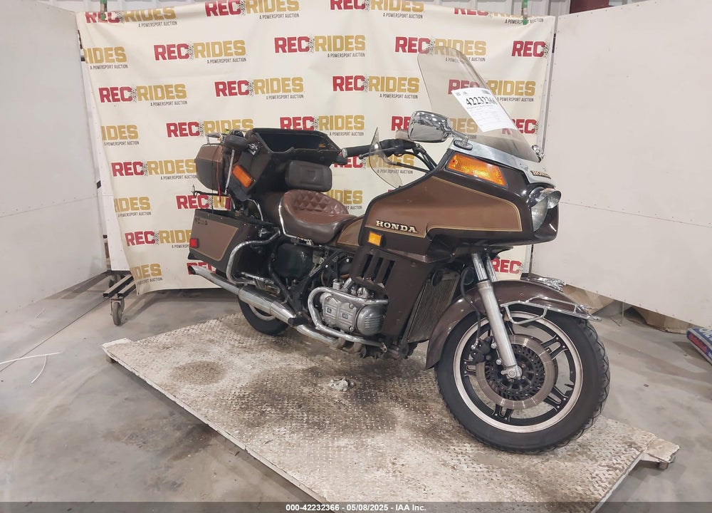 1982 HONDA GL1100 A VIN: 1HFSC0227CA236650