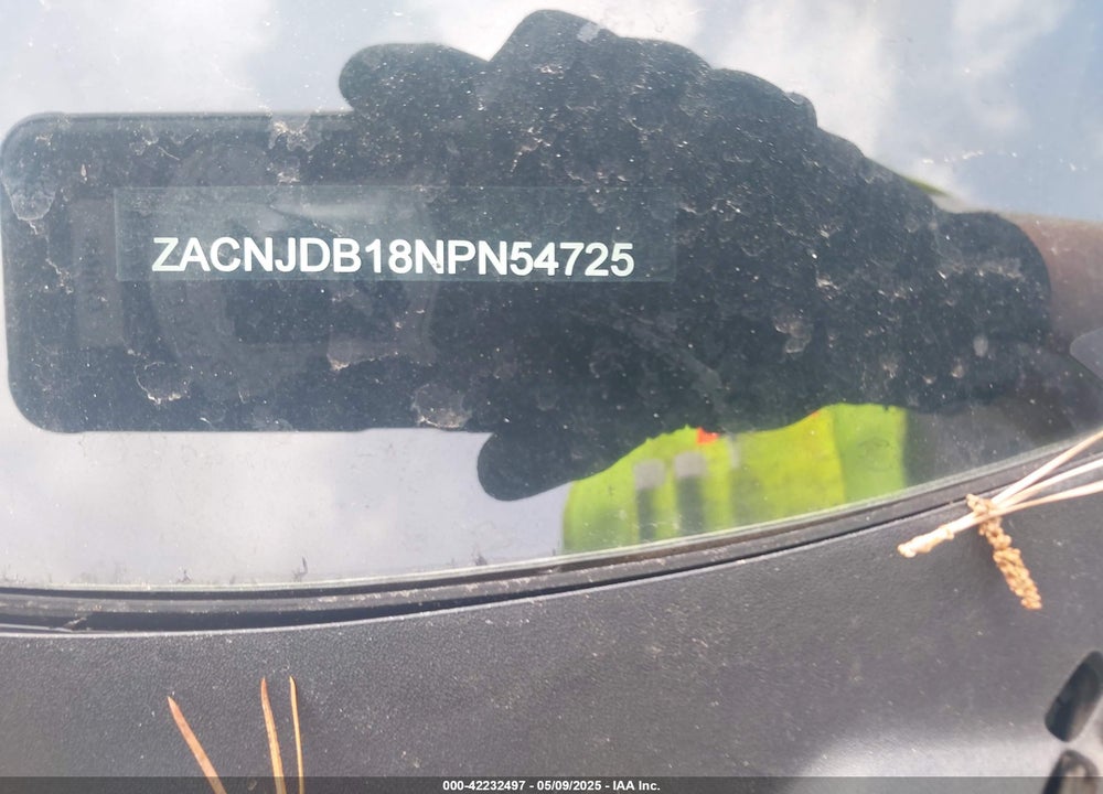 2022 JEEP RENEGADE VIN: ZACNJDB18NPN54725