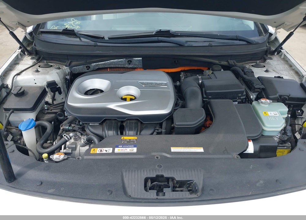 2016 HYUNDAI SONATA HYBRID VIN: KMHE34L15GA030667