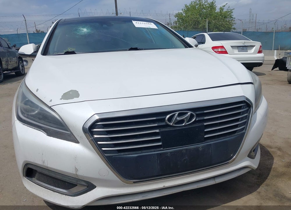 2016 HYUNDAI SONATA HYBRID VIN: KMHE34L15GA030667