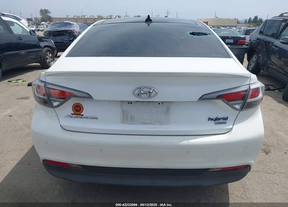 2016 HYUNDAI SONATA HYBRID VIN: KMHE34L15GA030667