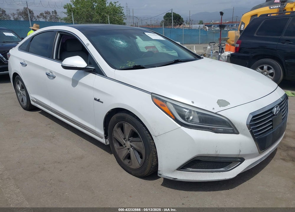 2016 HYUNDAI SONATA HYBRID VIN: KMHE34L15GA030667