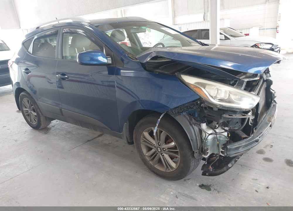 2014 HYUNDAI TUCSON SE VIN: KM8JUCAG8EU923845
