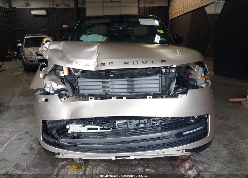 2025 LAND ROVER RANGE ROVER VIN: SALK1BE91SA300130
