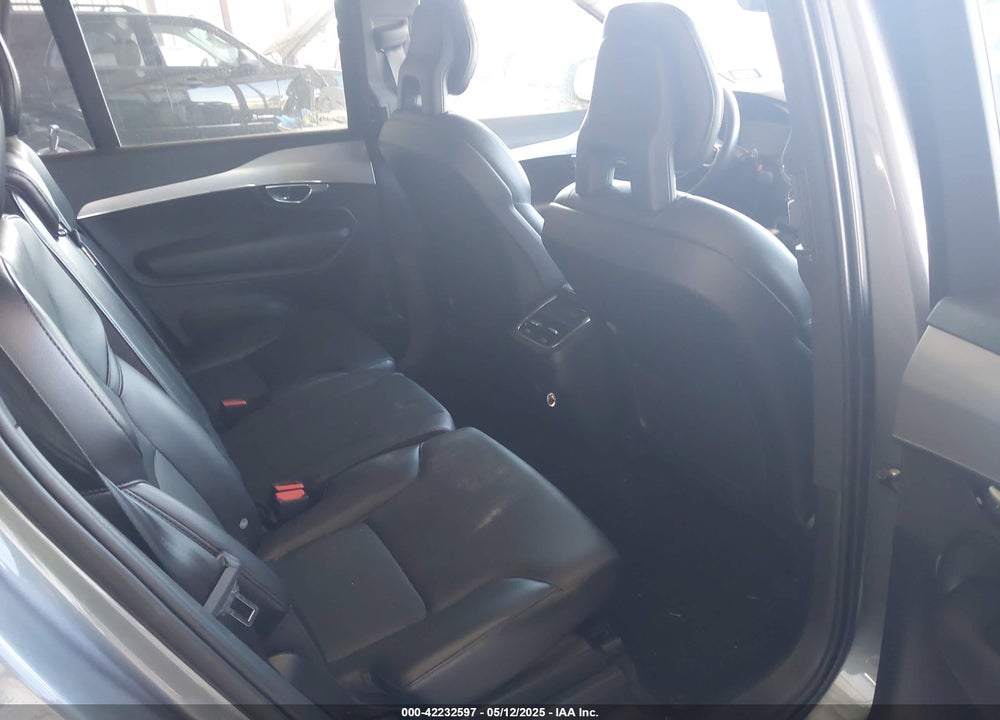 2018 VOLVO XC90 VIN: YV4102PK4J1357195
