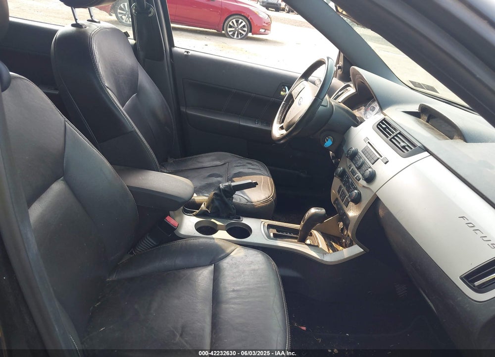 2010 FORD FOCUS VIN: 1FAHP3HN6AW117800