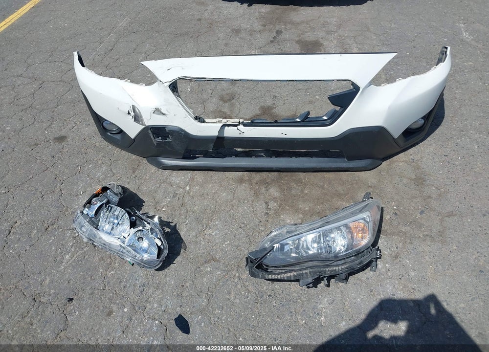 2021 SUBARU CROSSTREK VIN: JF2GTAPC1M8382821
